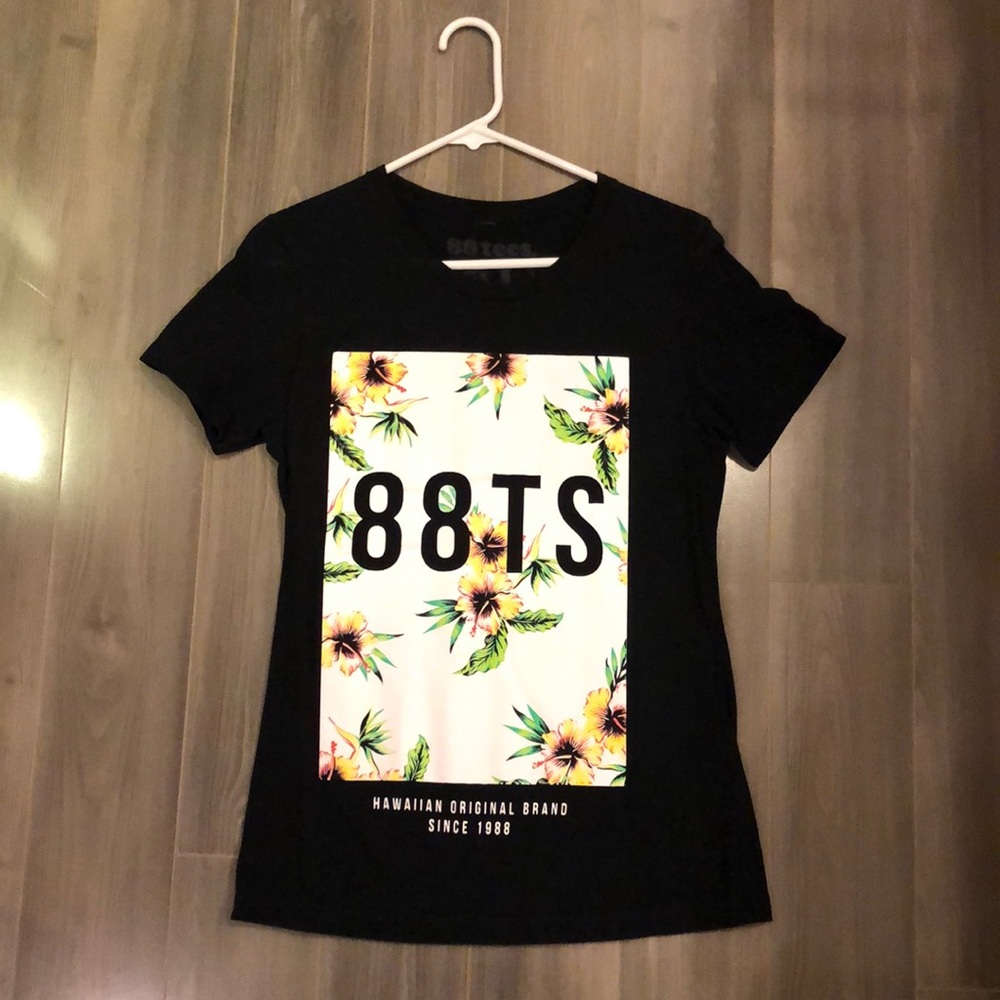 Floral sunflower graphic tee